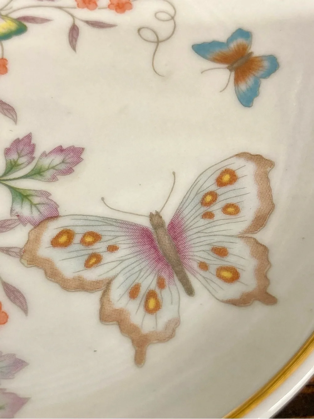 2 Vintage Avon Porcelain Mini Plates 22k Gold Trim 1979 Floral Butterflies 4.25" - Picture 10 of 13